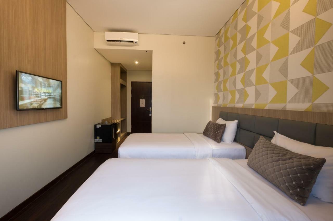 Hotel 88 Itc Fatmawati Jakarta By Wh Экстерьер фото